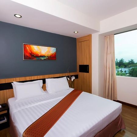 Mariner Hotel 라부안 외부 사진