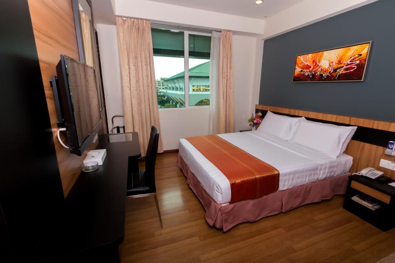Mariner Hotel 라부안 외부 사진
