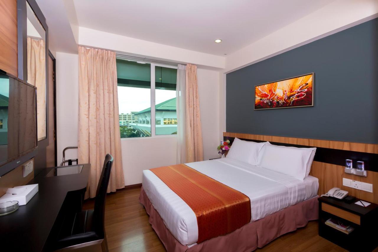 Mariner Hotel 라부안 외부 사진